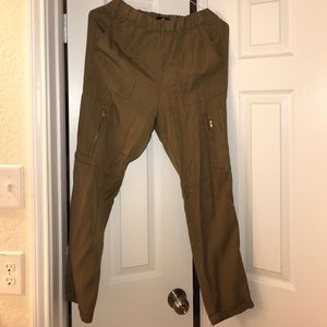Cargo pants - olive
